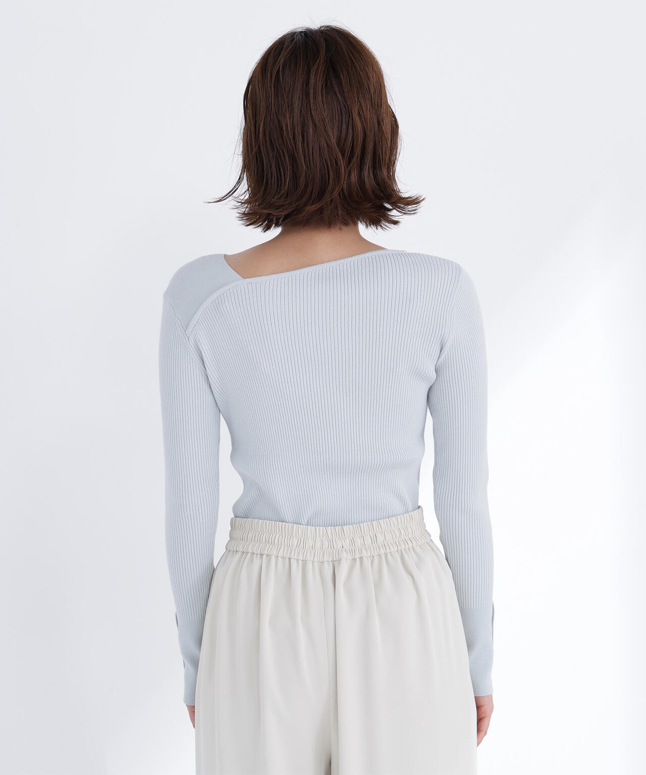 ショルダータックアシメネックニット