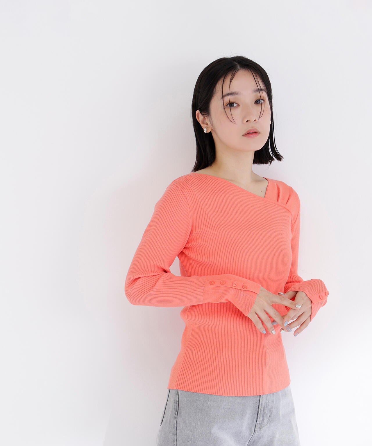 ショルダータックアシメネックニット