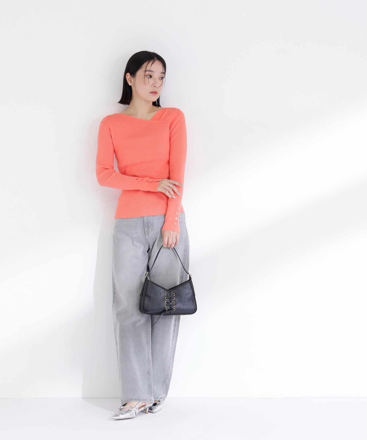 ショルダータックアシメネックニット