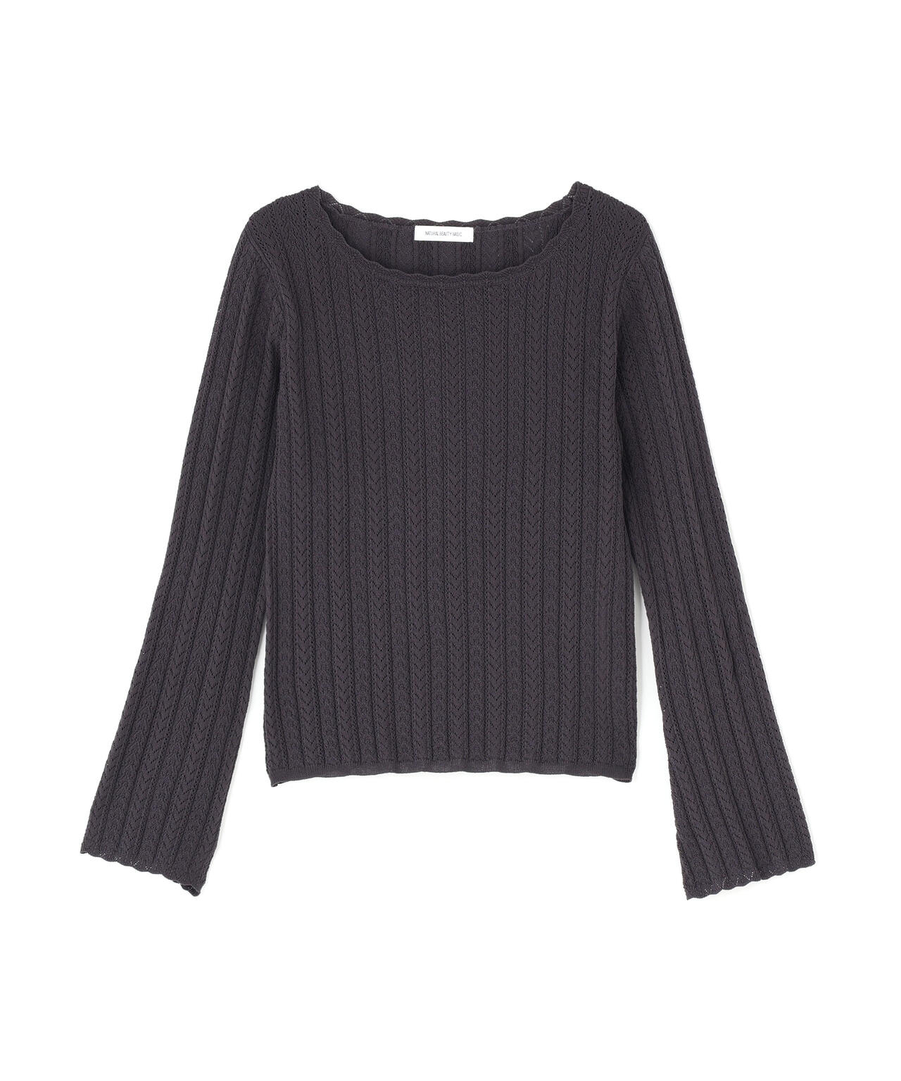 柄編みスカラップニット