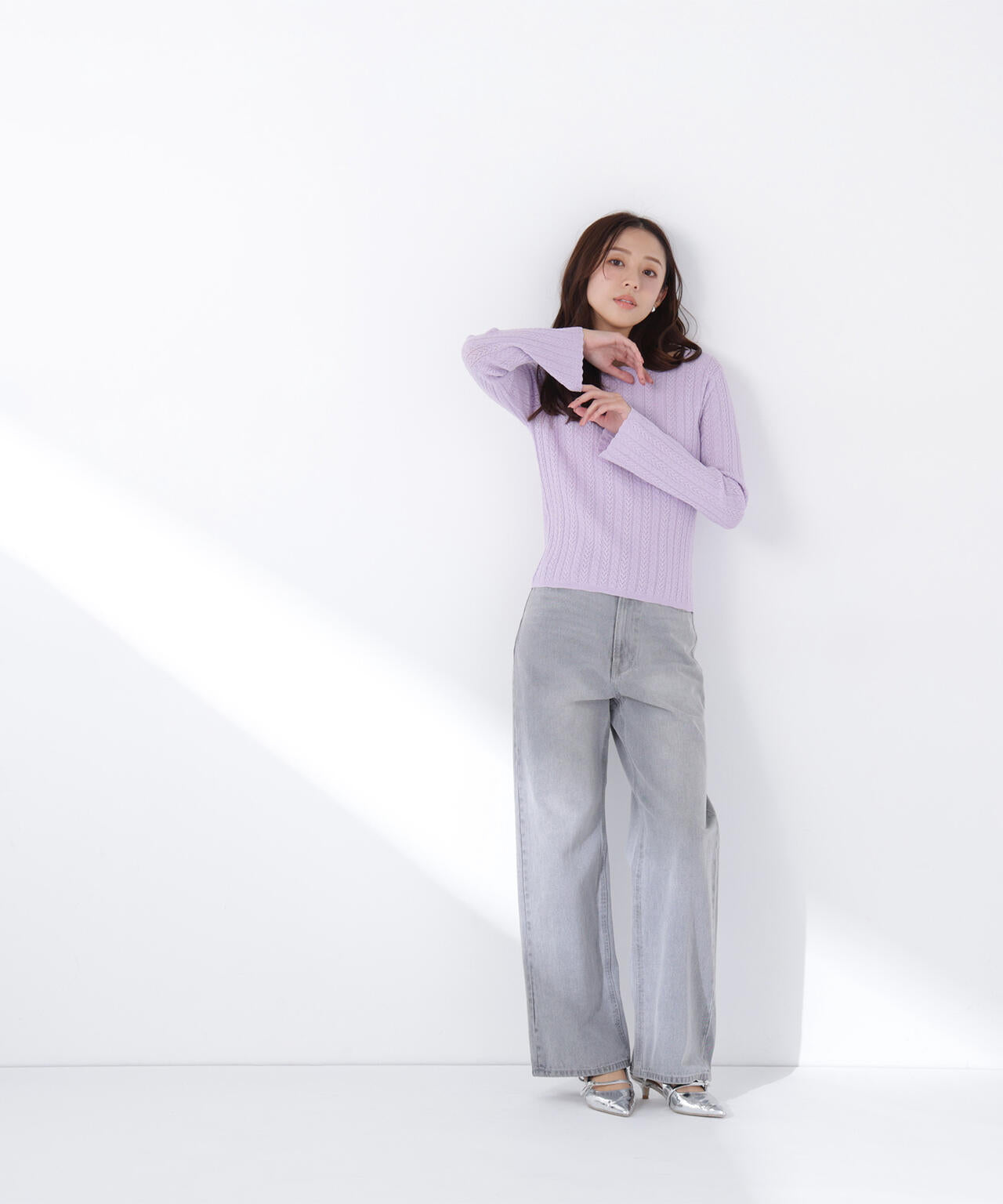 柄編みスカラップニット