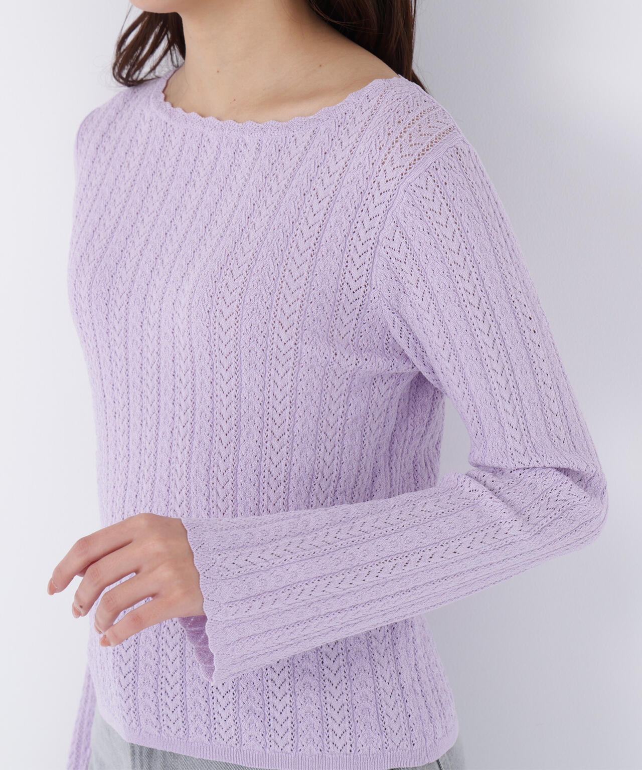 柄編みスカラップニット