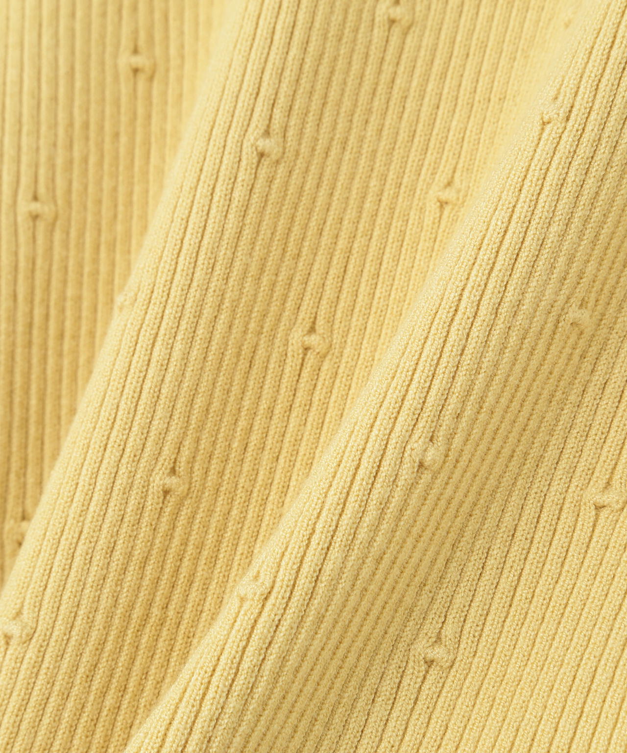 ドットジャガードニット