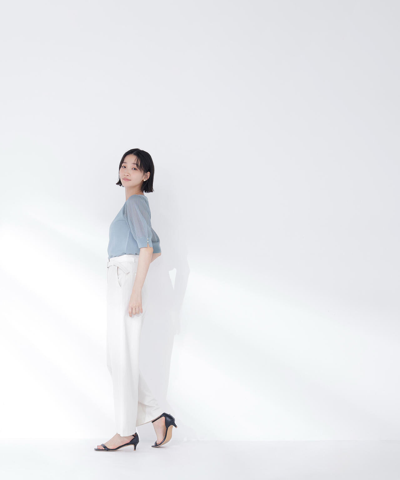 身長165 B:80 W:59 / H:85 / S:23.5 着用サイズ:FR