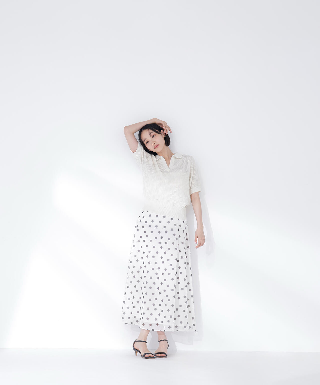 身長165 B:80 W:59 / H:85 / S:23.5 着用サイズ:FR