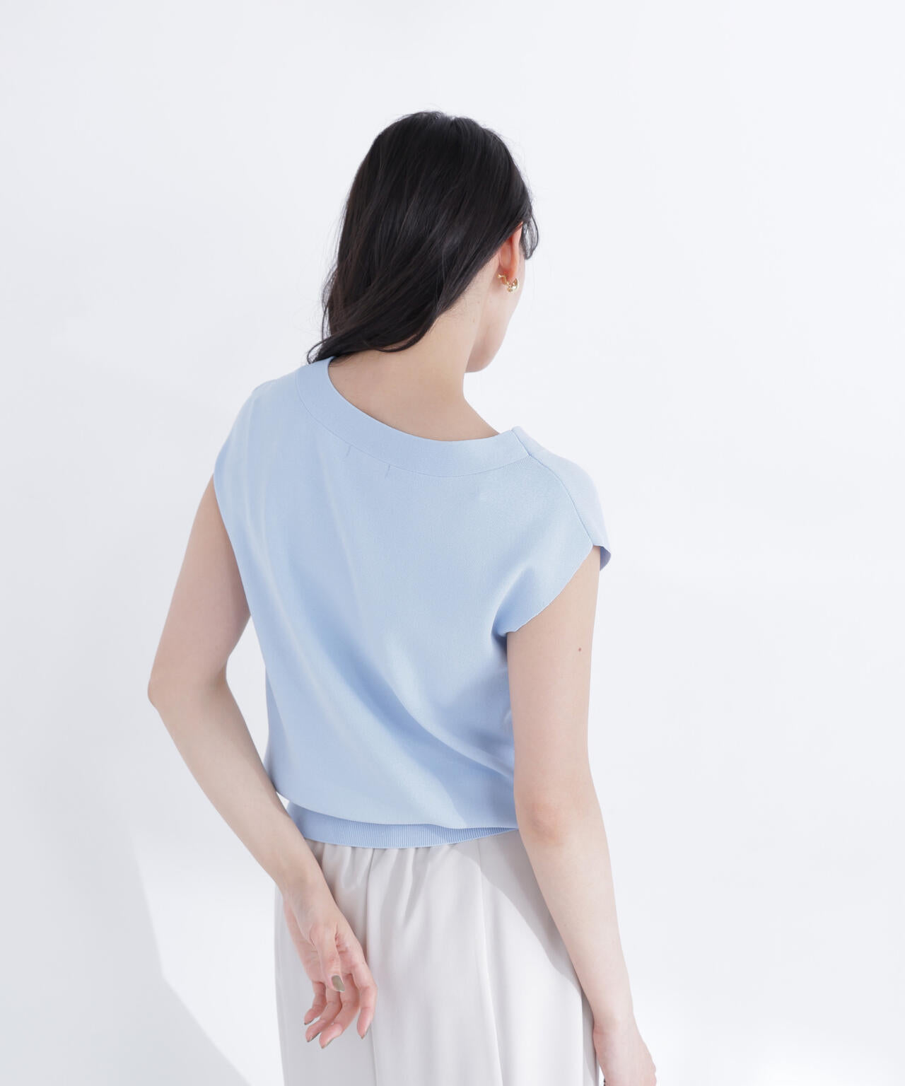 167cm 着用サイズ:FR