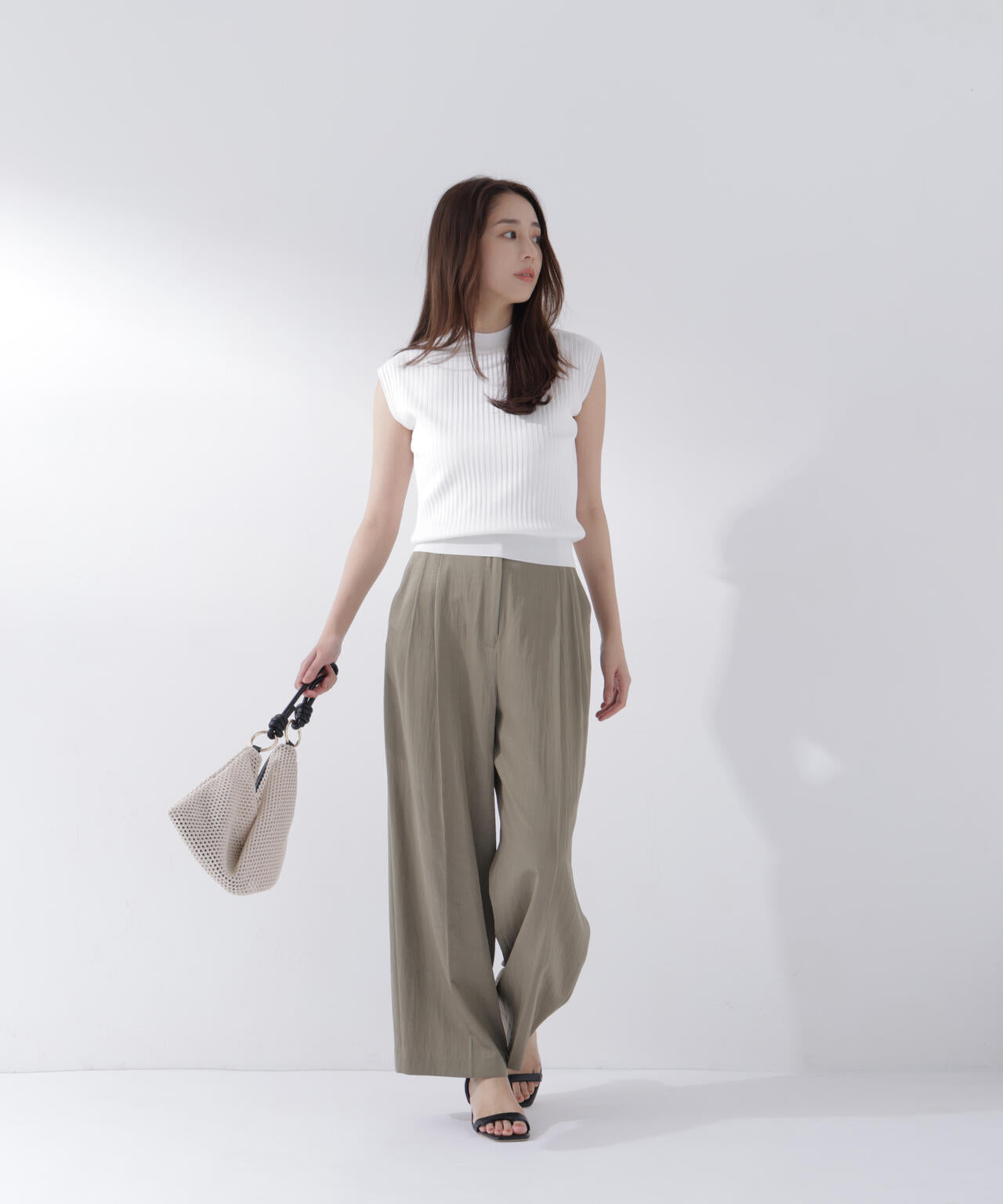 165.5cm 着用サイズ:FR