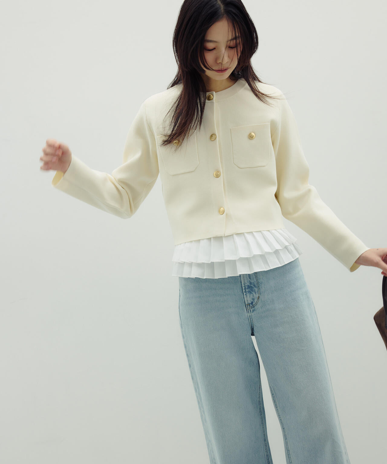 エンブレムボタンニットジャケット