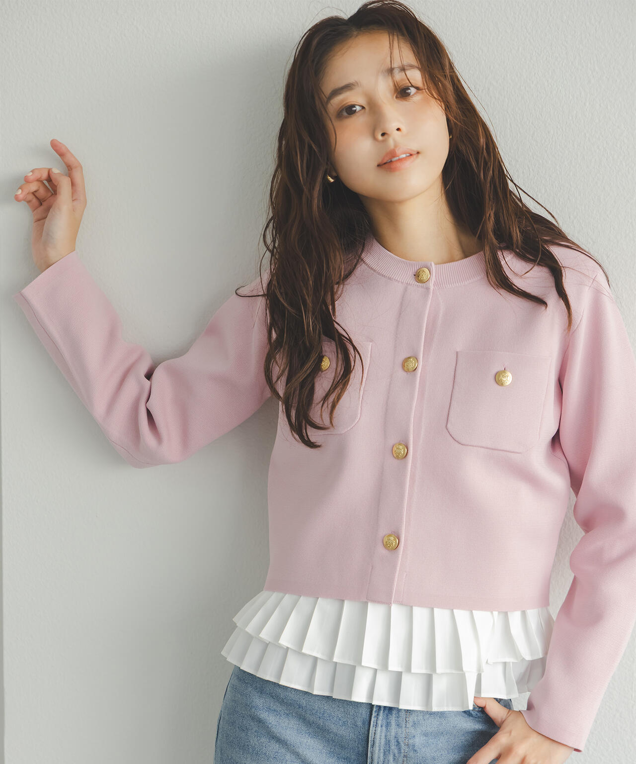 エンブレムボタンニットジャケット