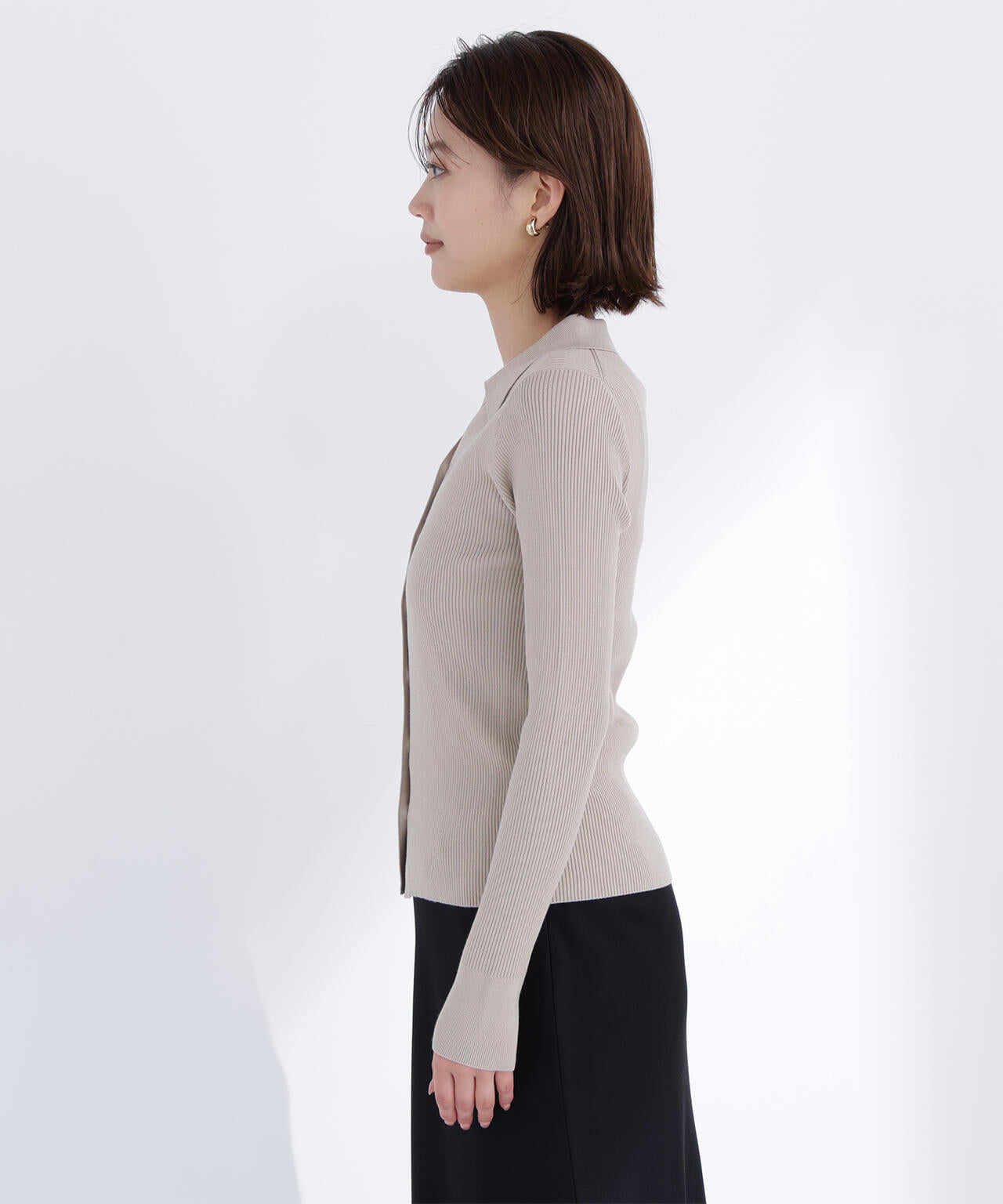 【WEB限定カラー:オレンジ】襟付Vネックリブニット