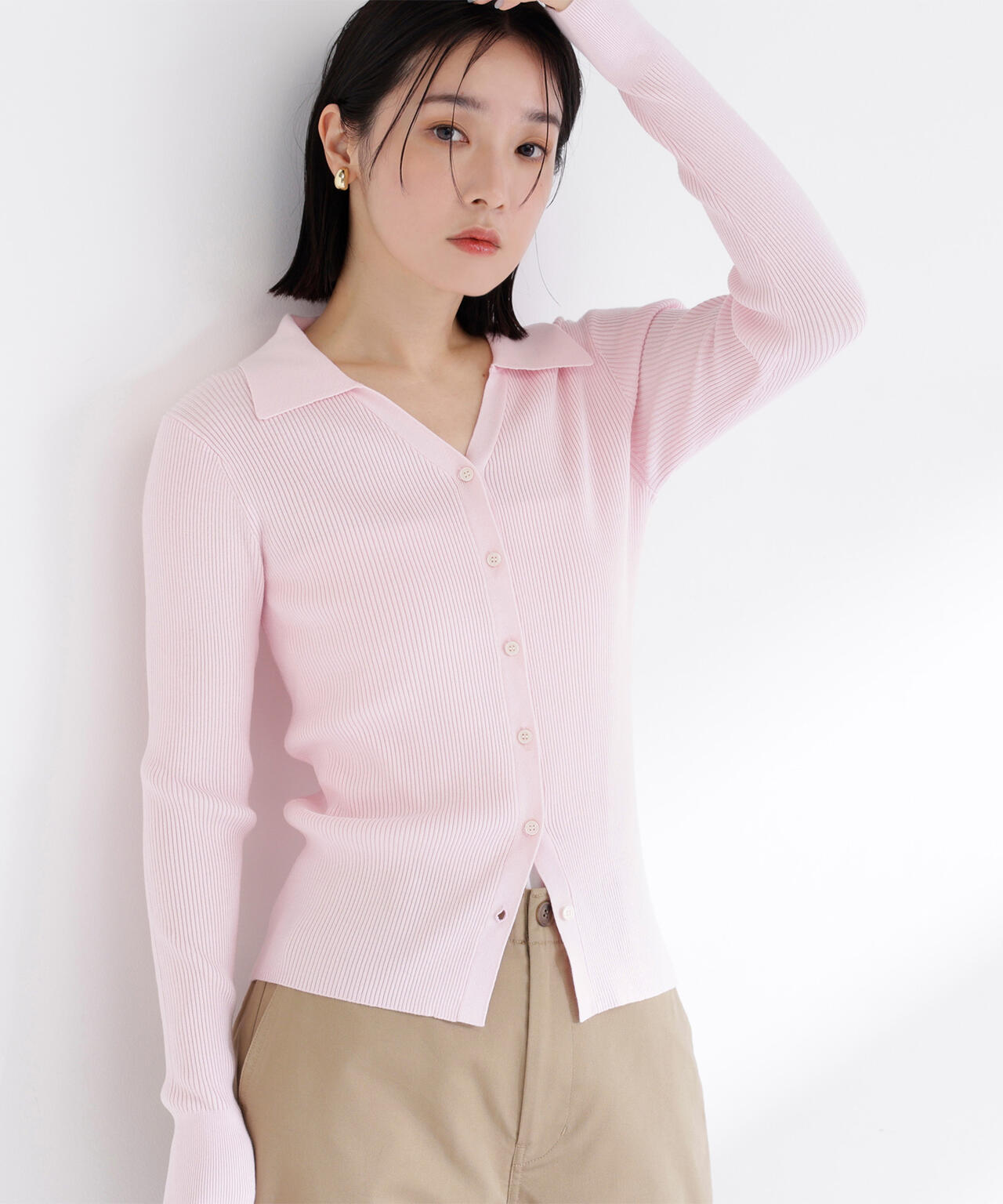 【WEB限定カラー:オレンジ】襟付Vネックリブニット