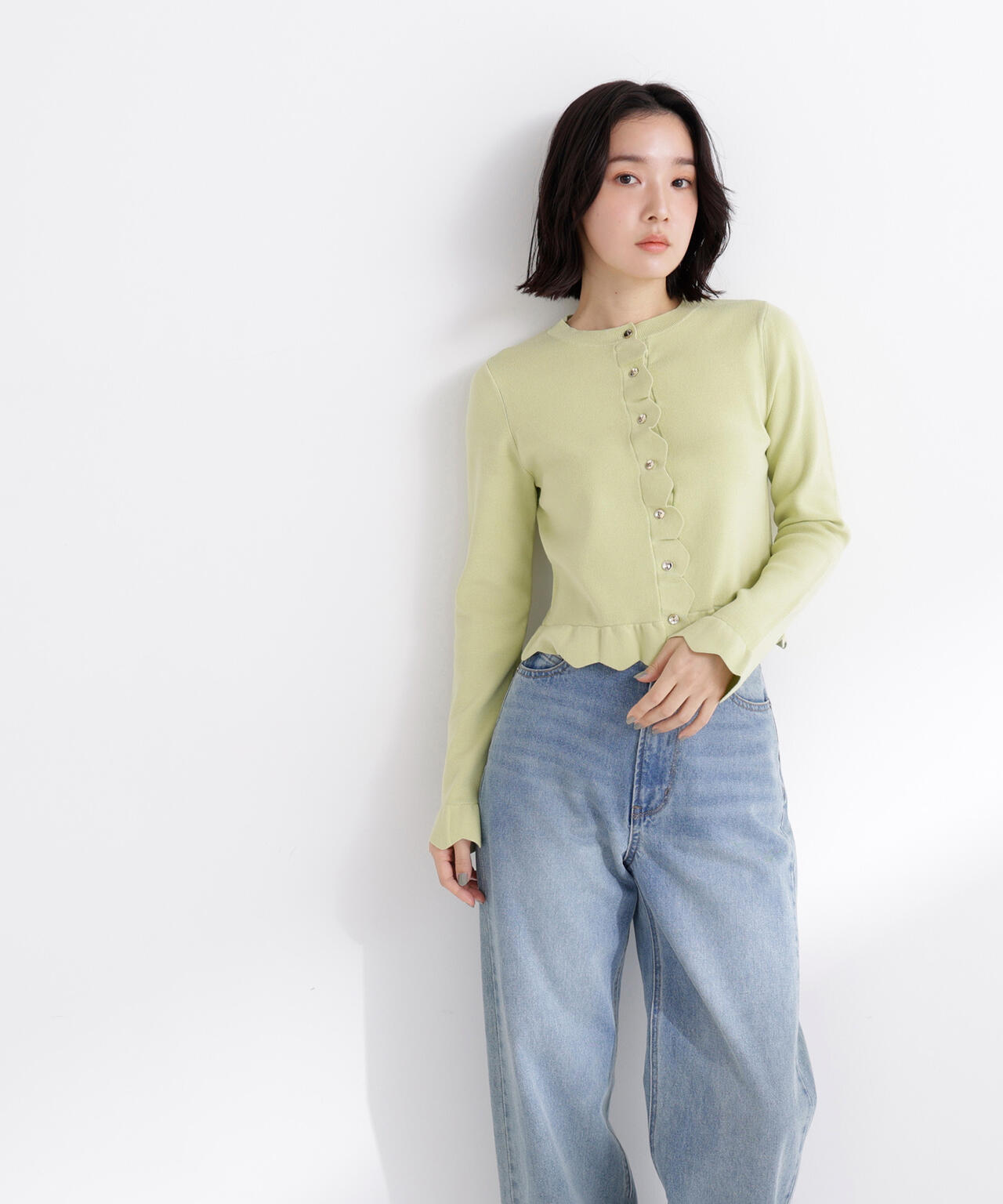 メタルボタンフリルカーディガン