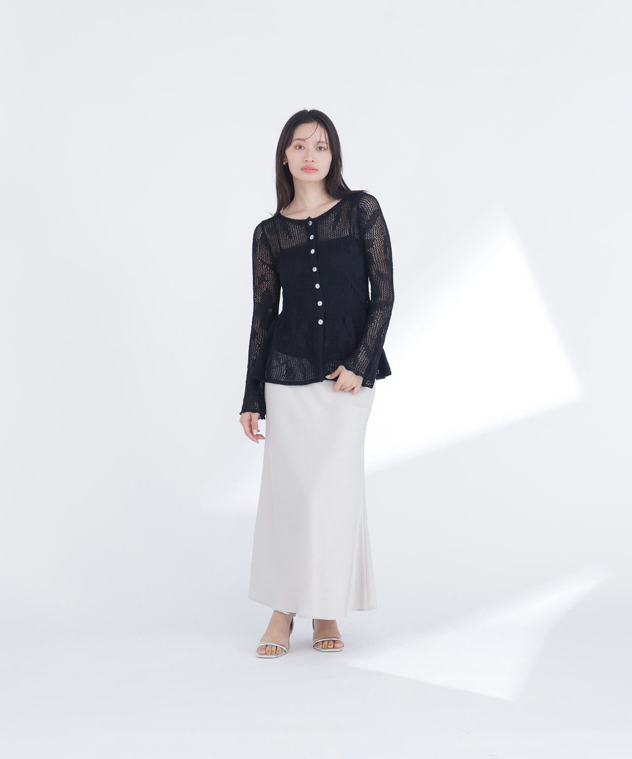 フラワーレースペプラムニット