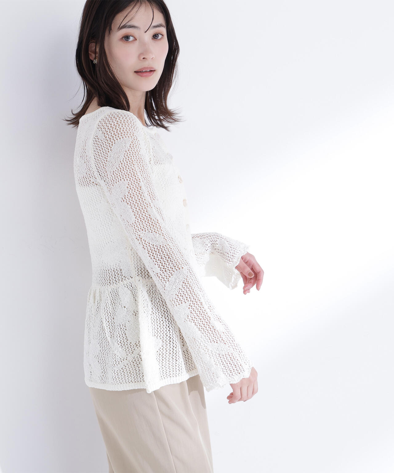 フラワーレースペプラムニット