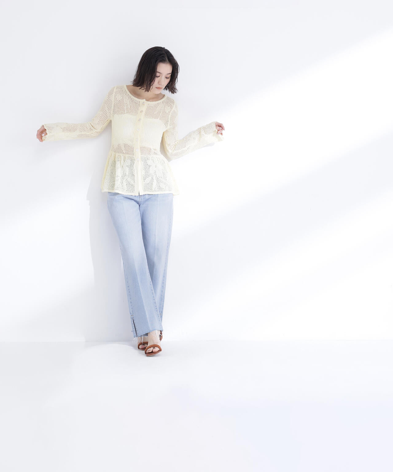 フラワーレースペプラムニット