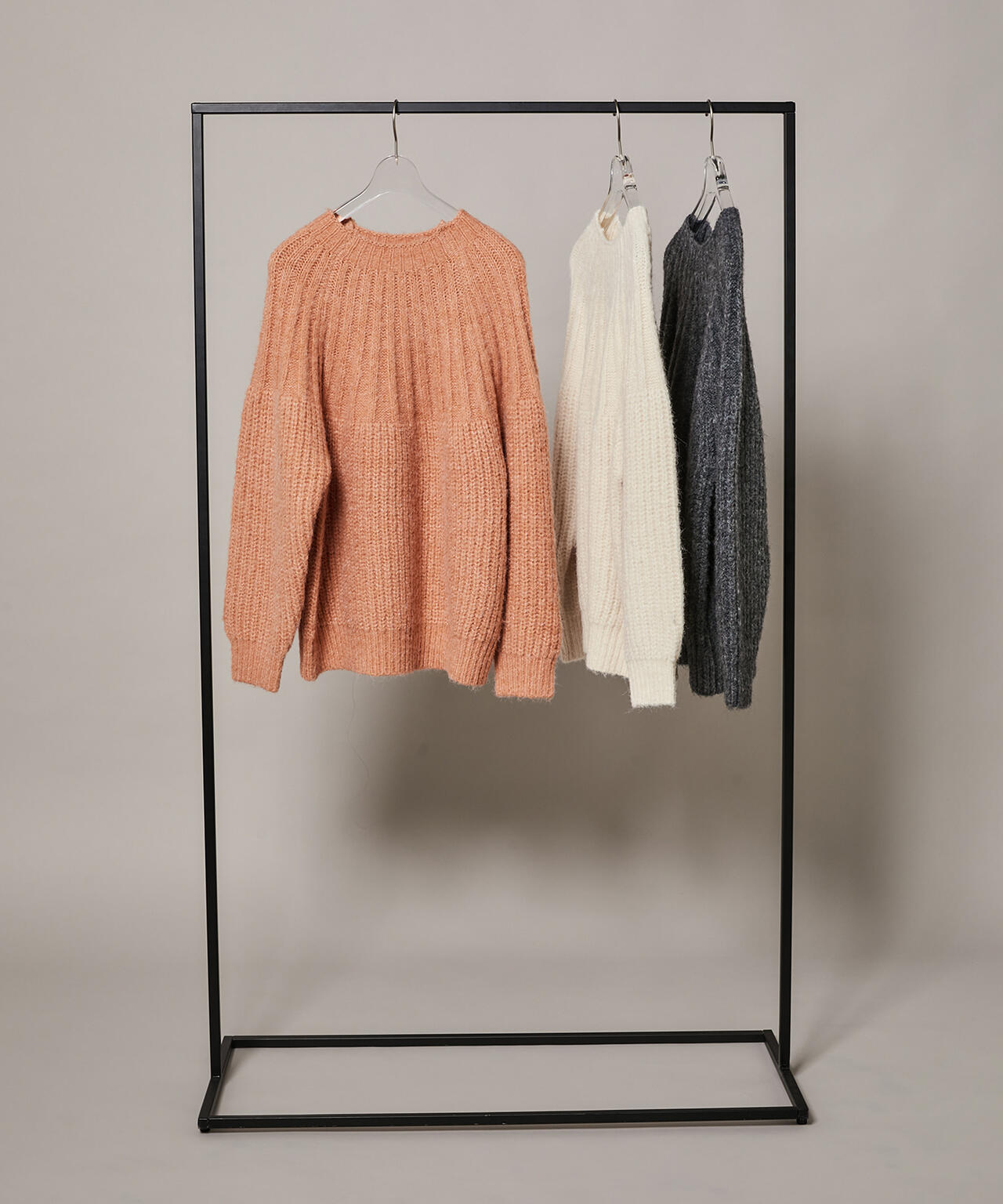 求心編みニット