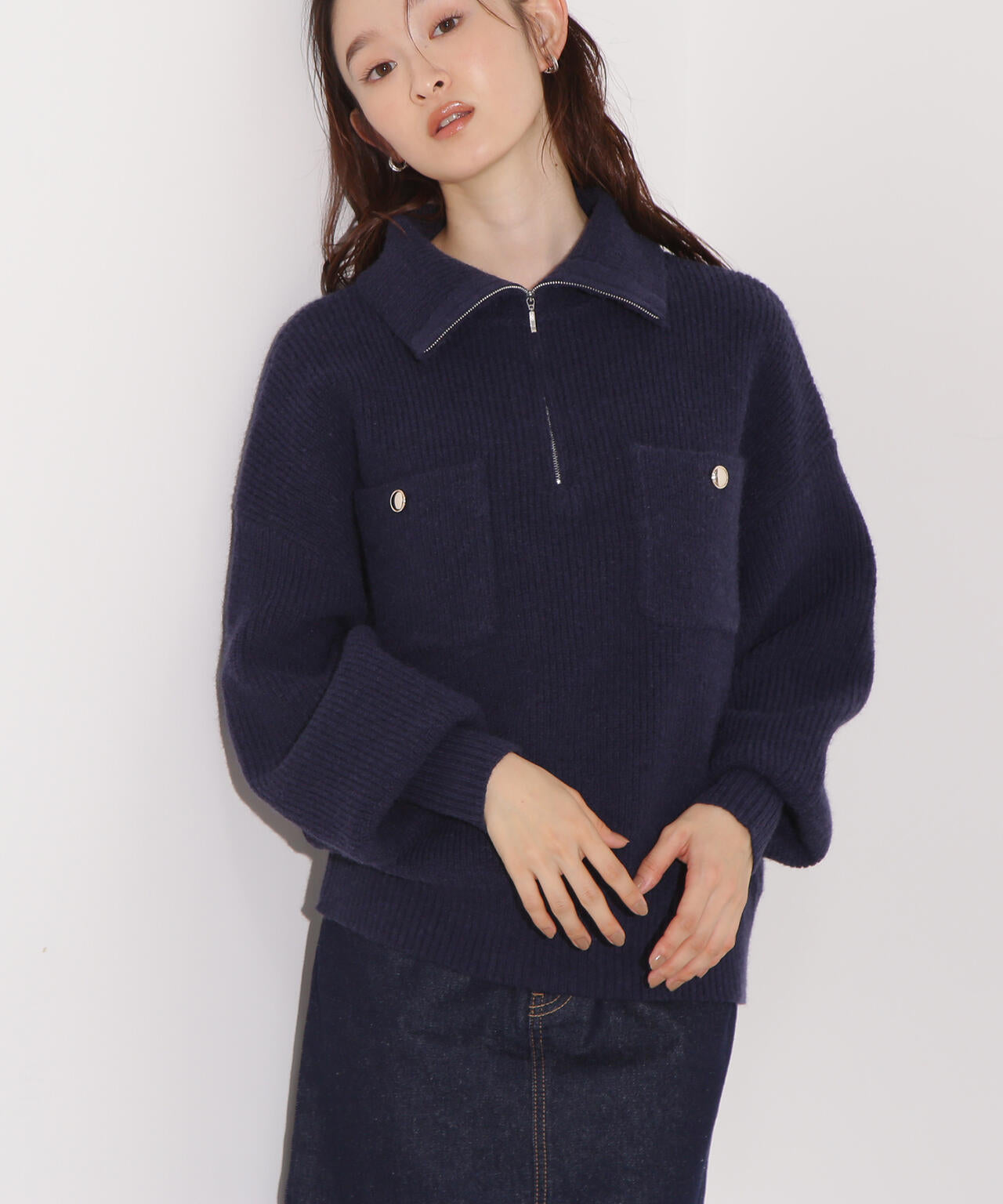 ハーフジップオーバーニット