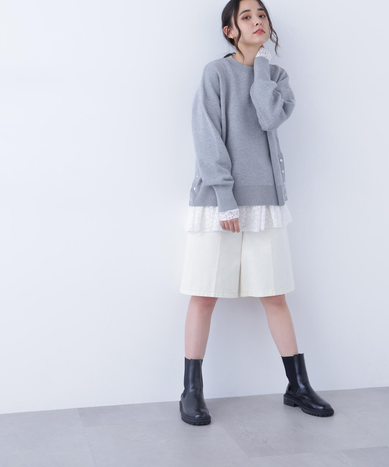 サイドスリットボクシーニット