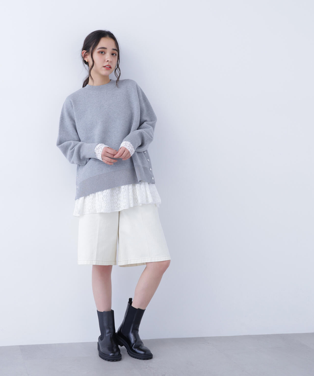 サイドスリットボクシーニット