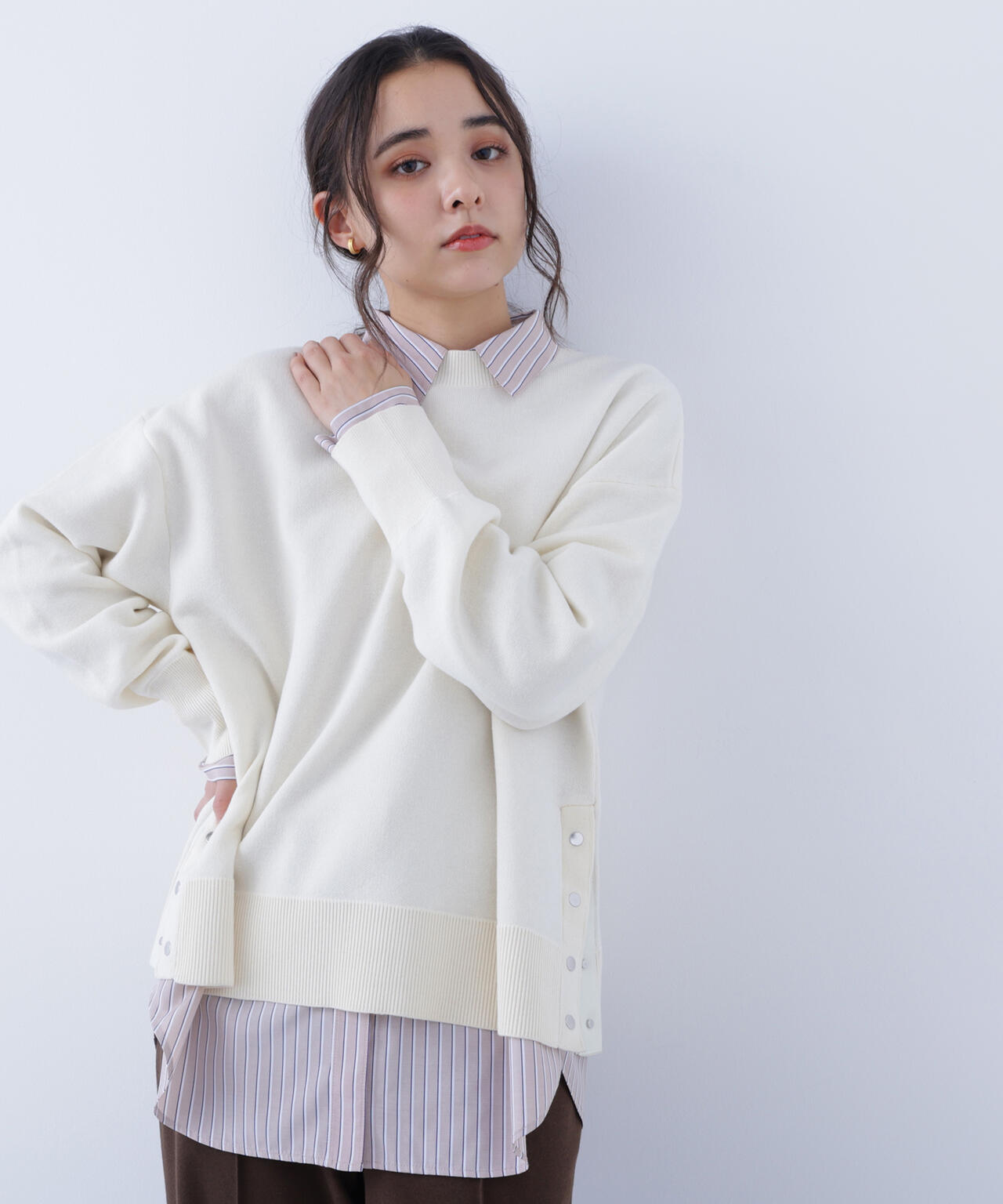 サイドスリットボクシーニット