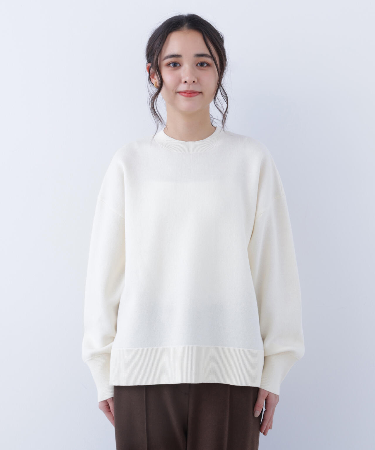 サイドスリットボクシーニット