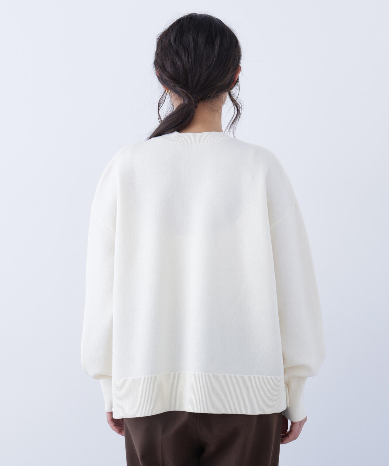 サイドスリットボクシーニット