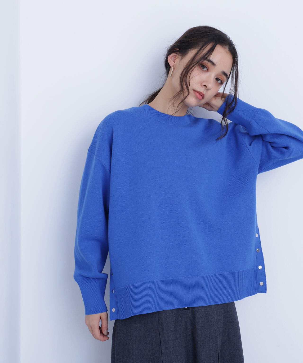 サイドスリットボクシーニット