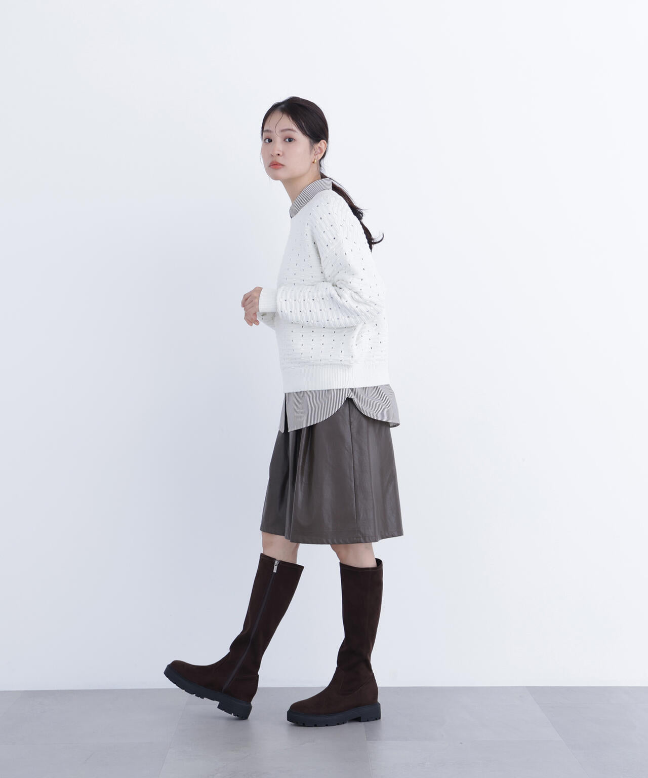 アイレットニットプルオーバー