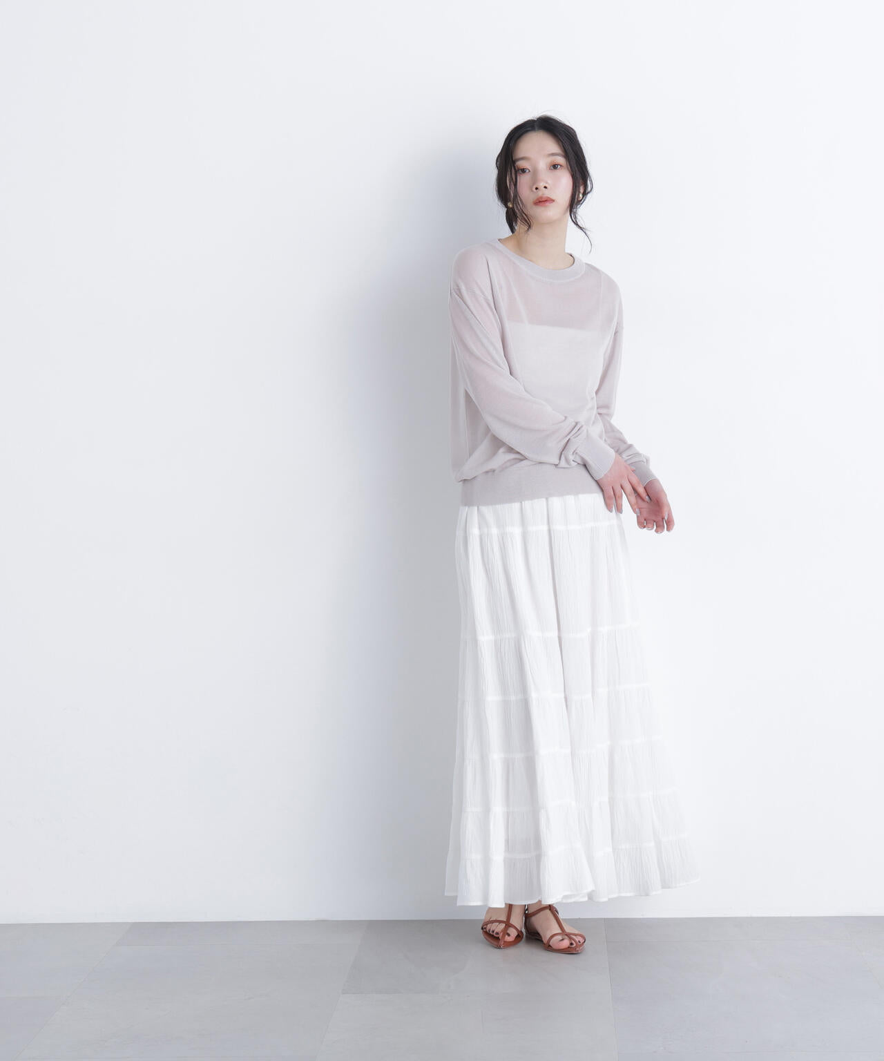 シアーボクシーニット
