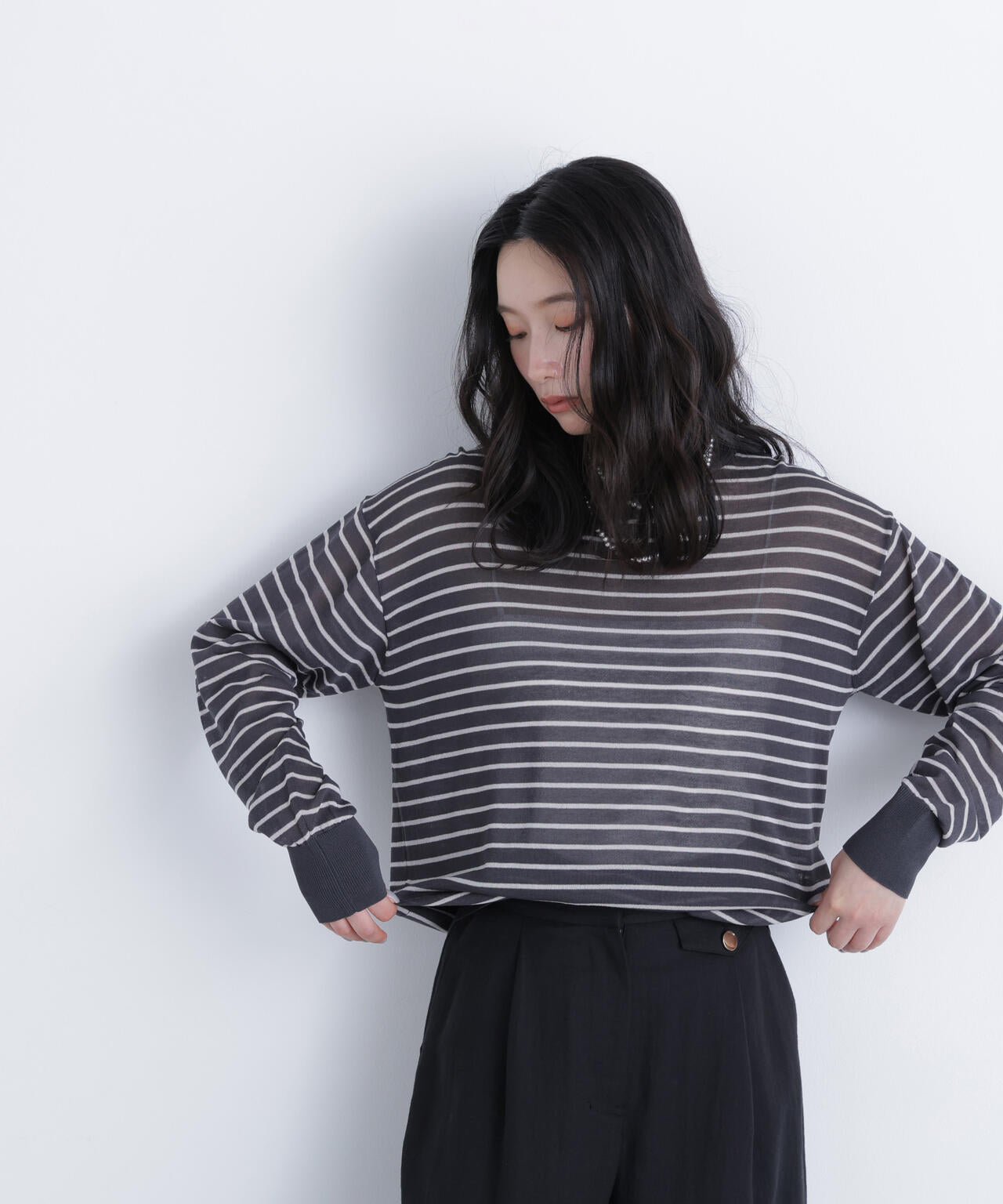 シアーボクシーニット