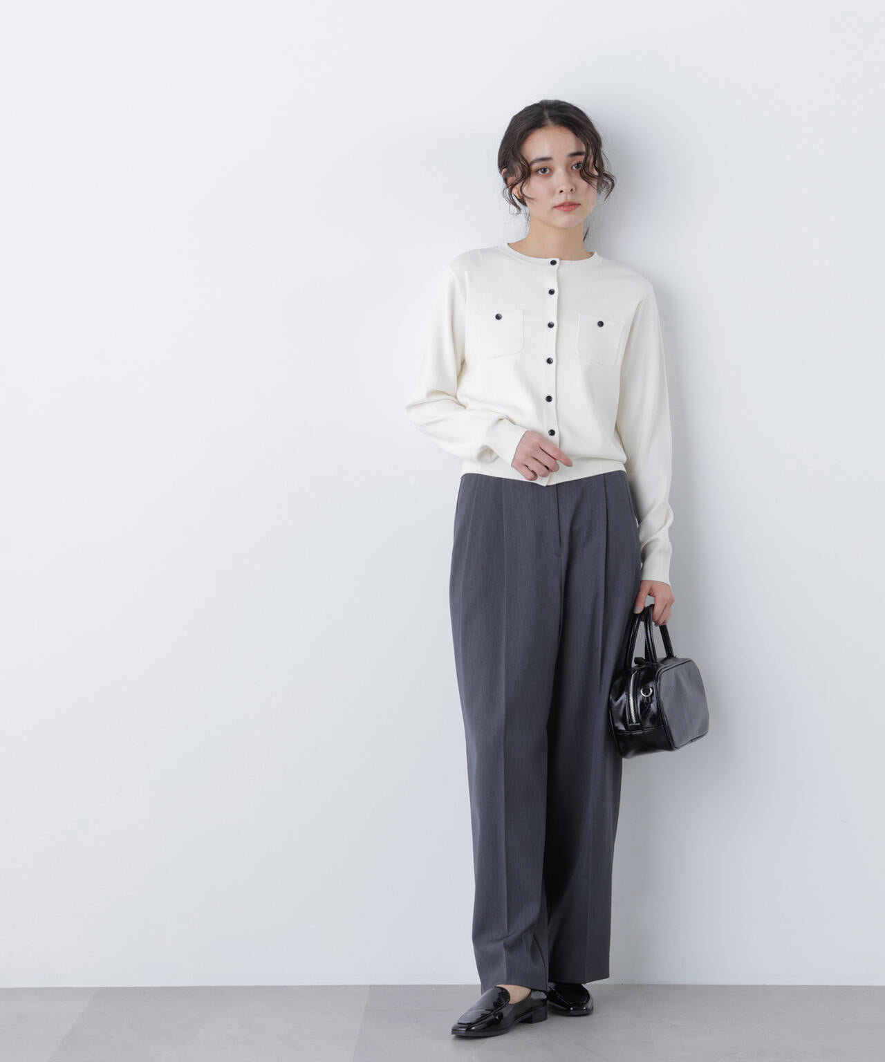 【銀座インズ・mix.tokyo 限定カラー:レッド】ベーシックポケットカーディガン