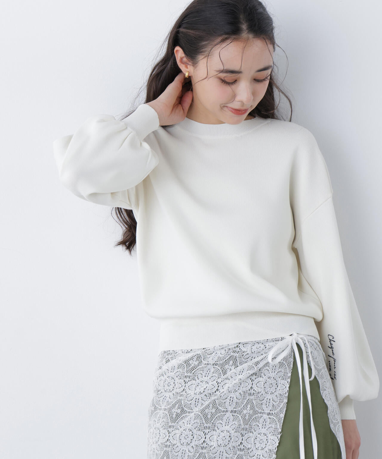 ロゴ刺繍スウェットライクニット