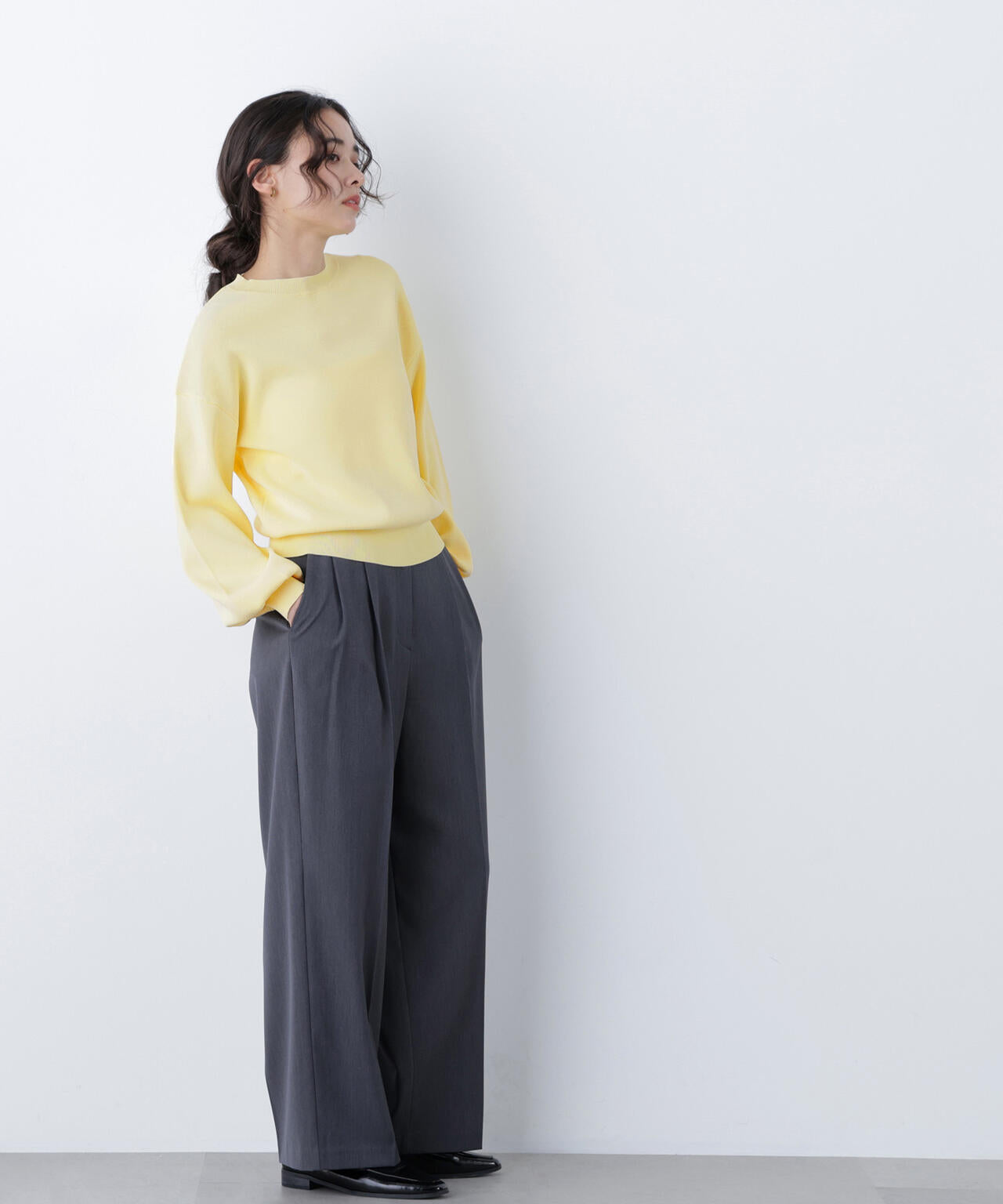 ロゴ刺繍スウェットライクニット