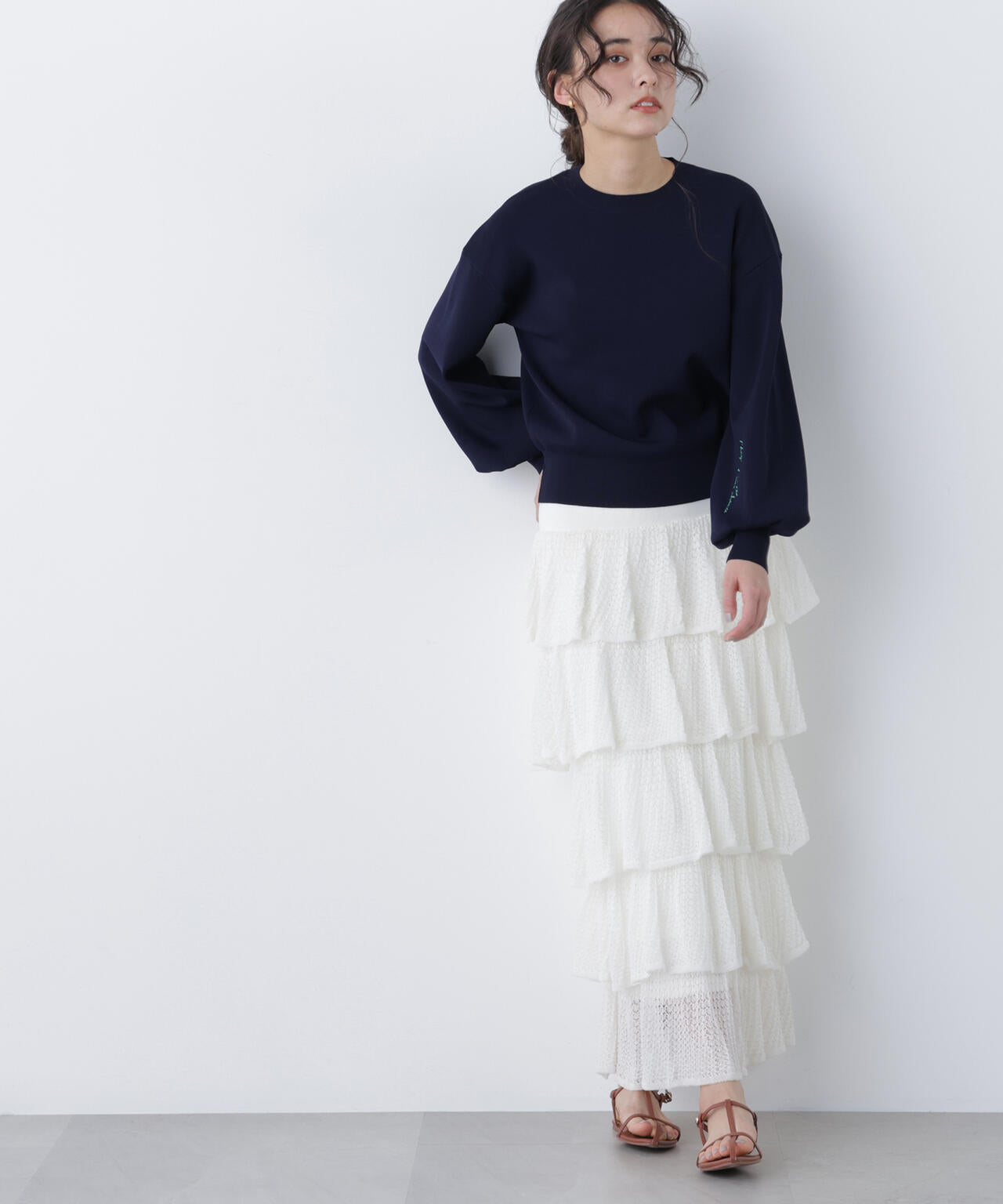 ロゴ刺繍スウェットライクニット