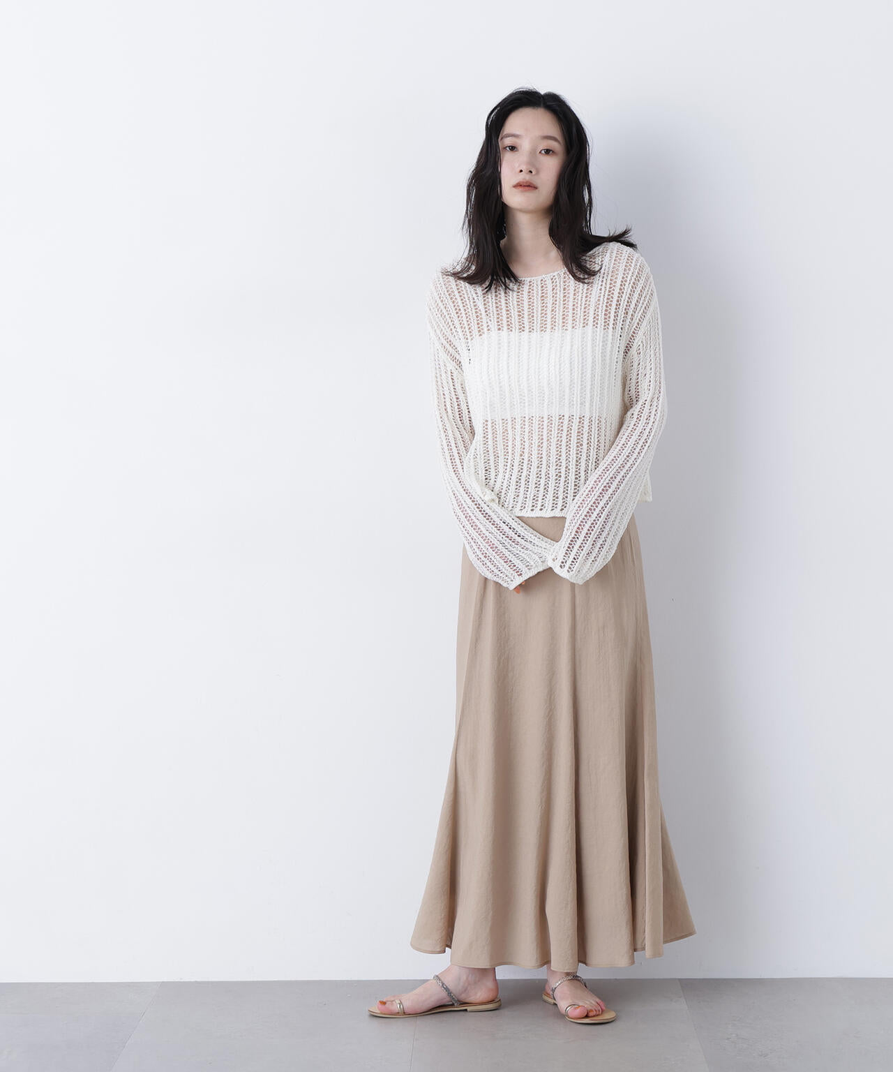 透かし編みクロップドニット
