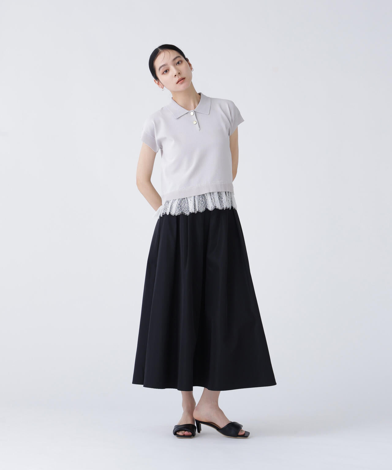 168cm B81cm W60cm H89cm 着用サイズ:FR