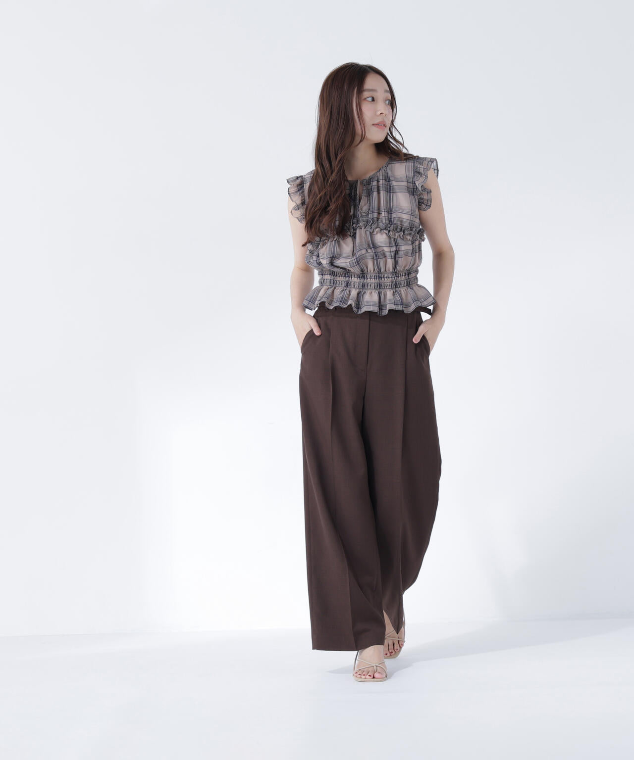 165cm 着用サイズ:FR