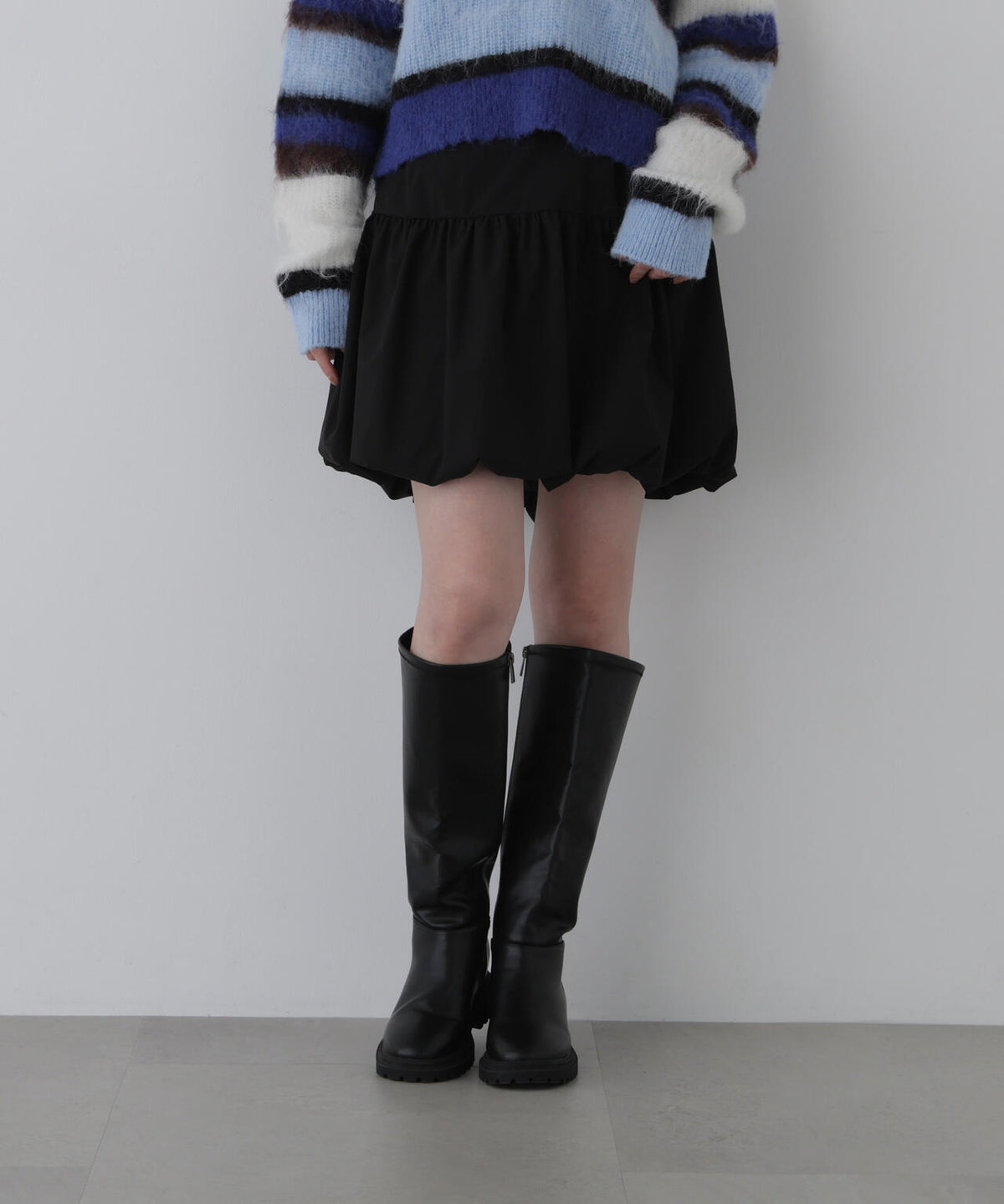 身長168cm B82 W59 H88 着用サイズ:M