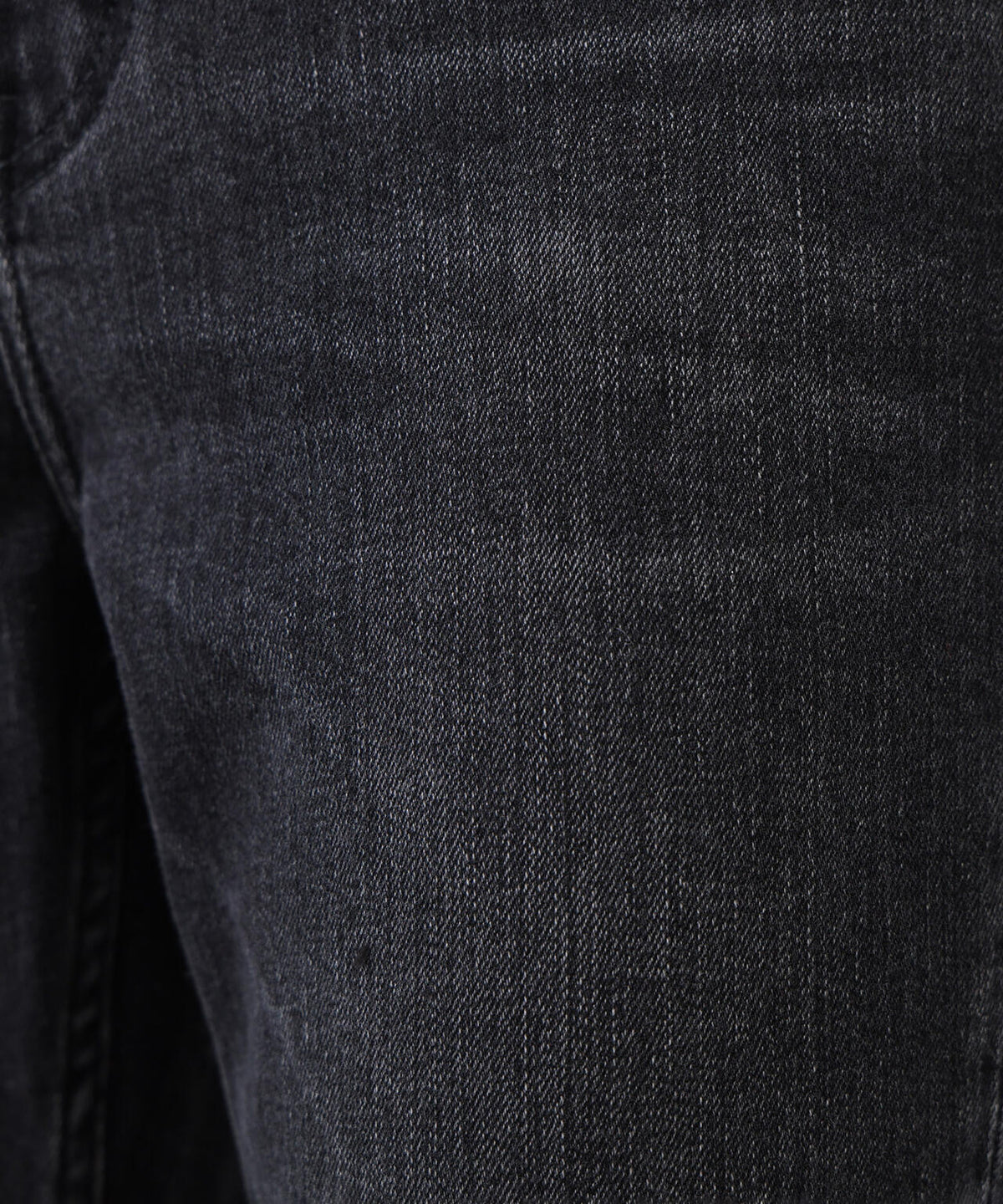 身長168cm B82 W59 H88 着用サイズ:M