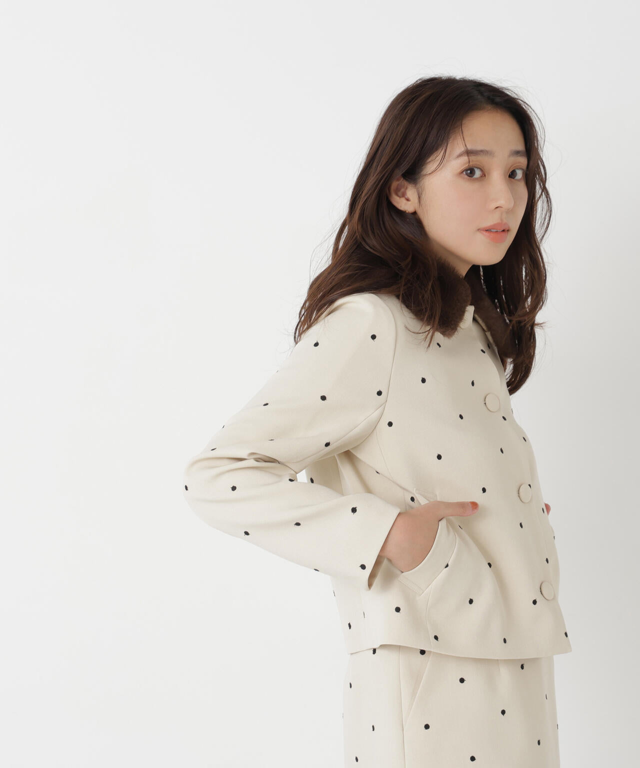 165.5cm 着用サイズ:FR