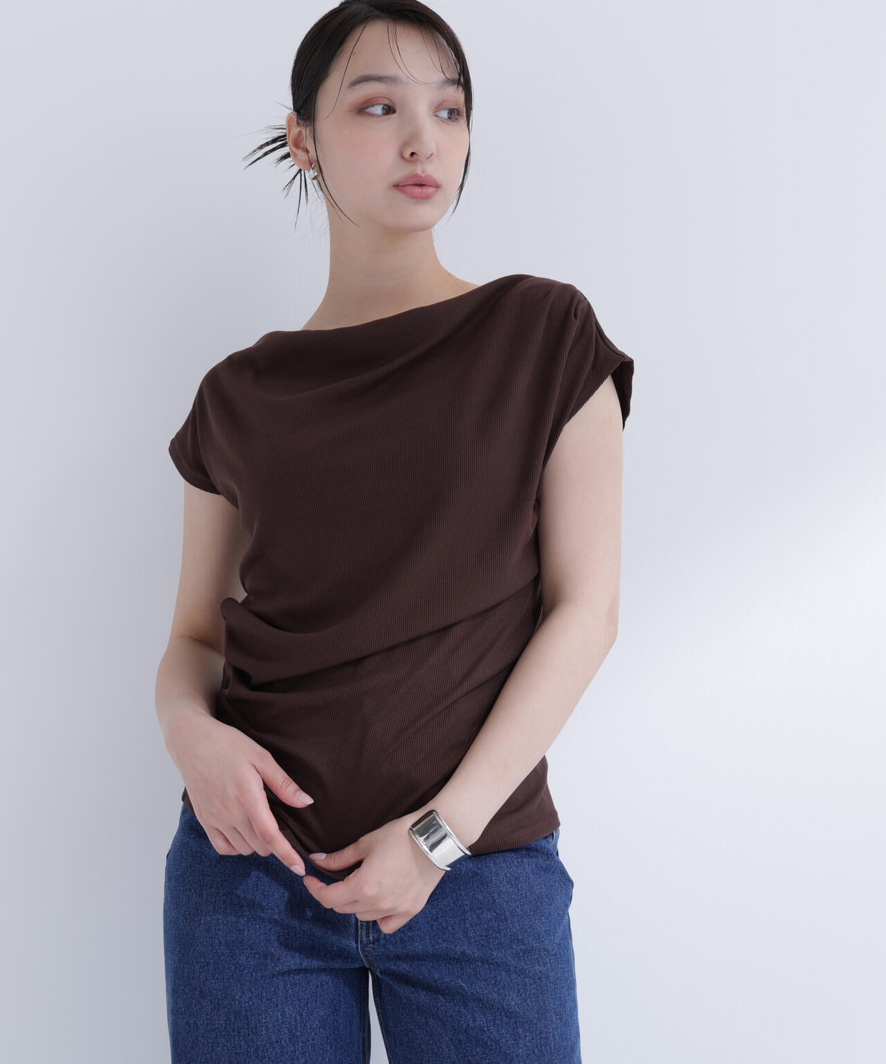 163cm 着用サイズ:FR