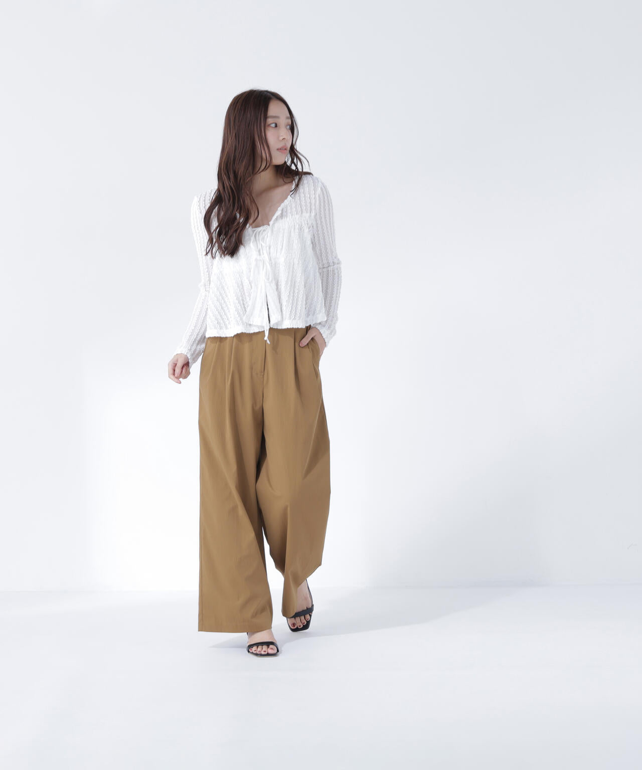 165.5cm 着用サイズ:FR