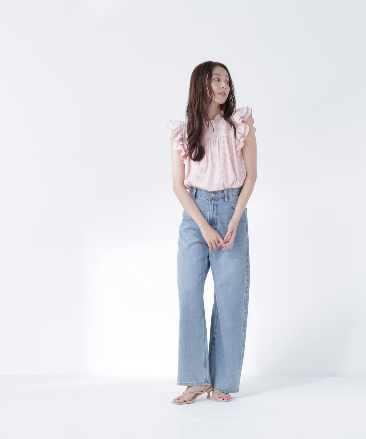 163cm 着用サイズ:FR