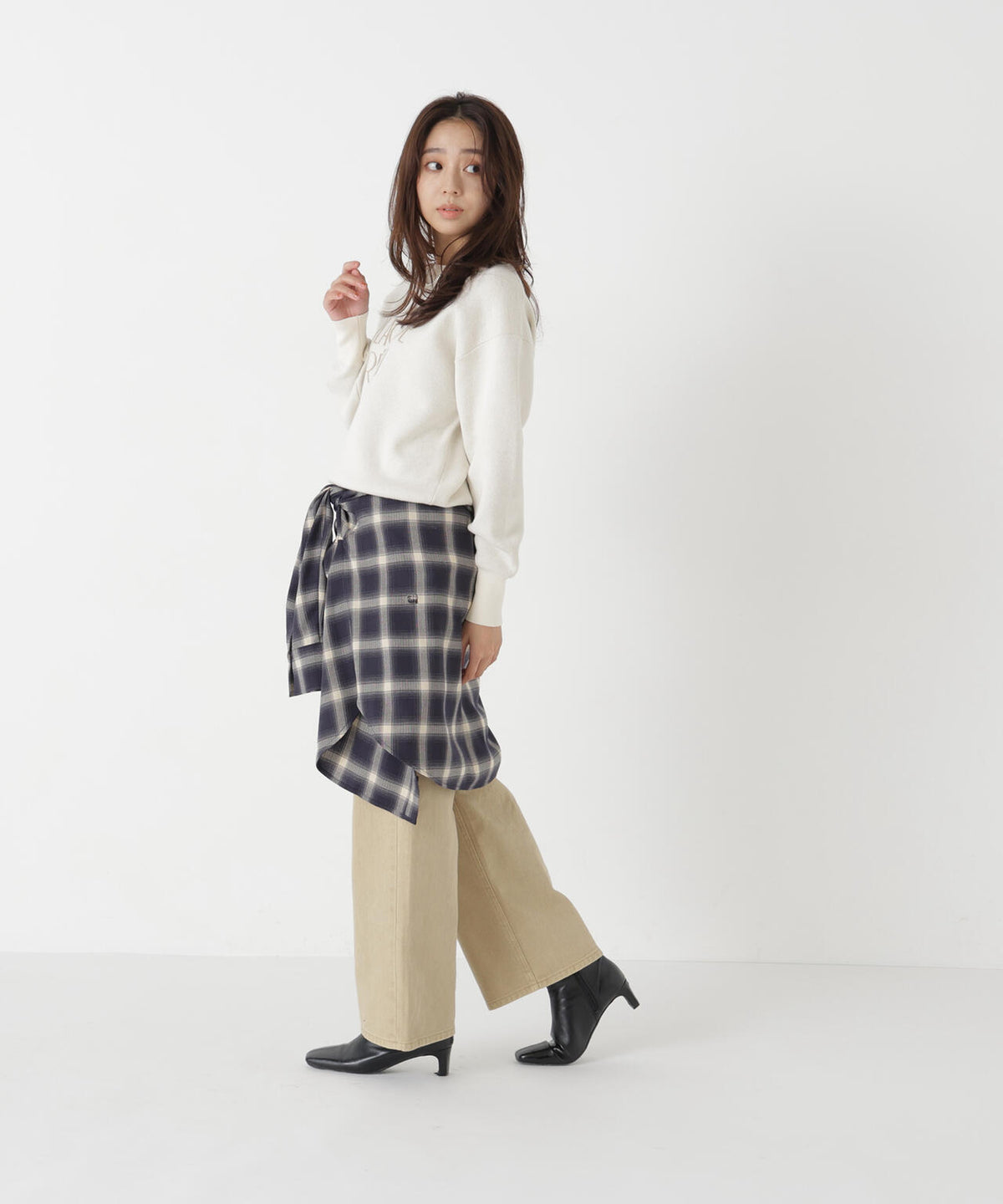 165.5cm 着用サイズ:FR