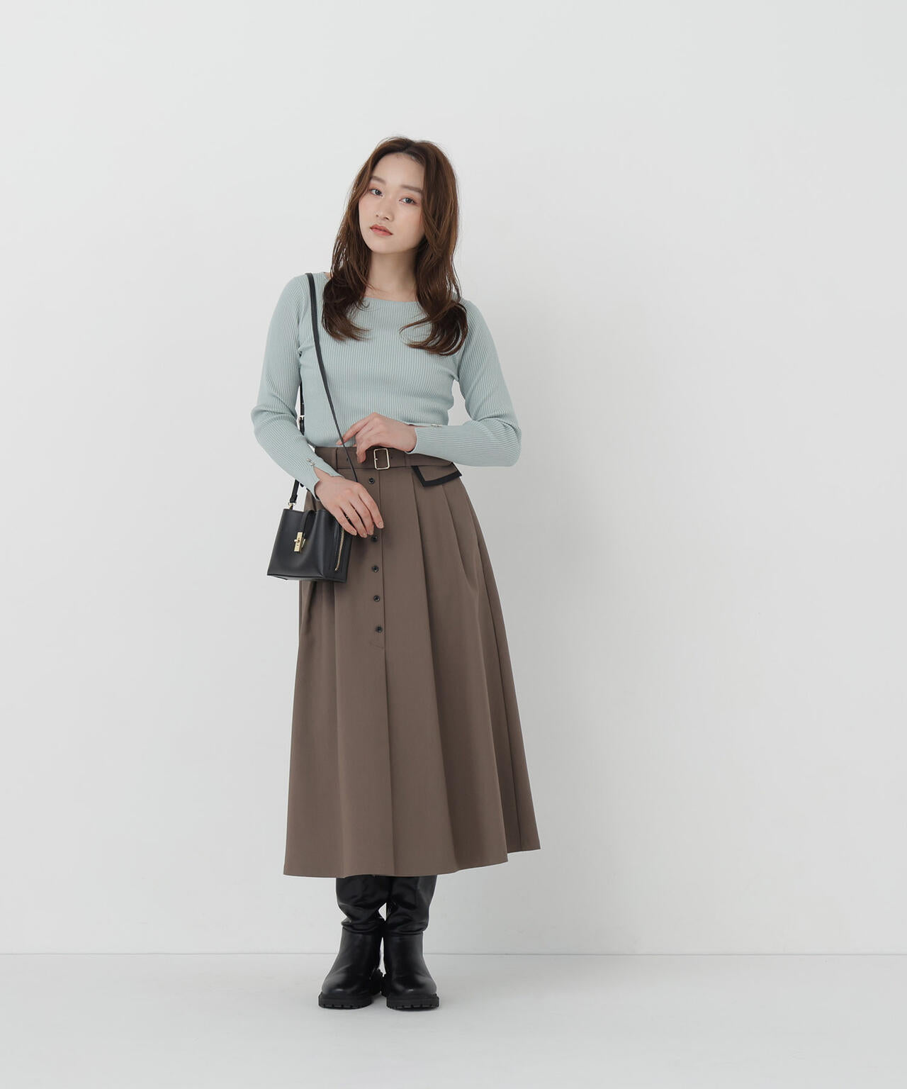 167cm 着用サイズ:FR