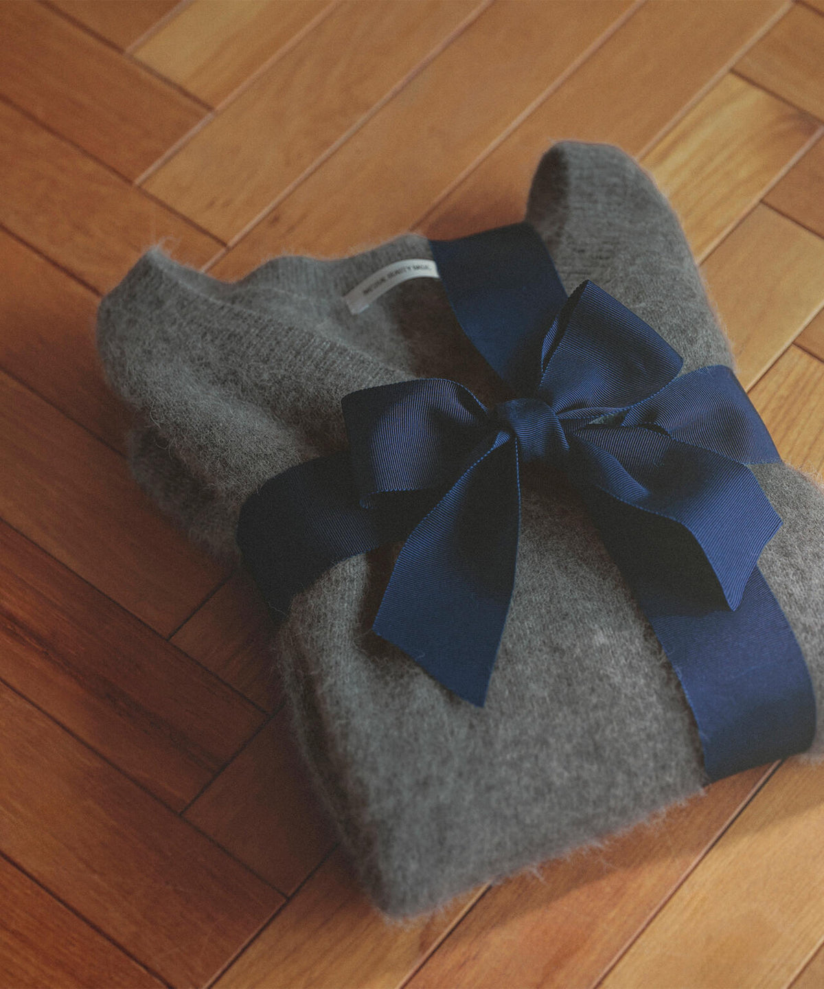 <WEB限定カラー:ピンク><ちょうど、いい服>柔らか、ほおずりフォックス混ニット