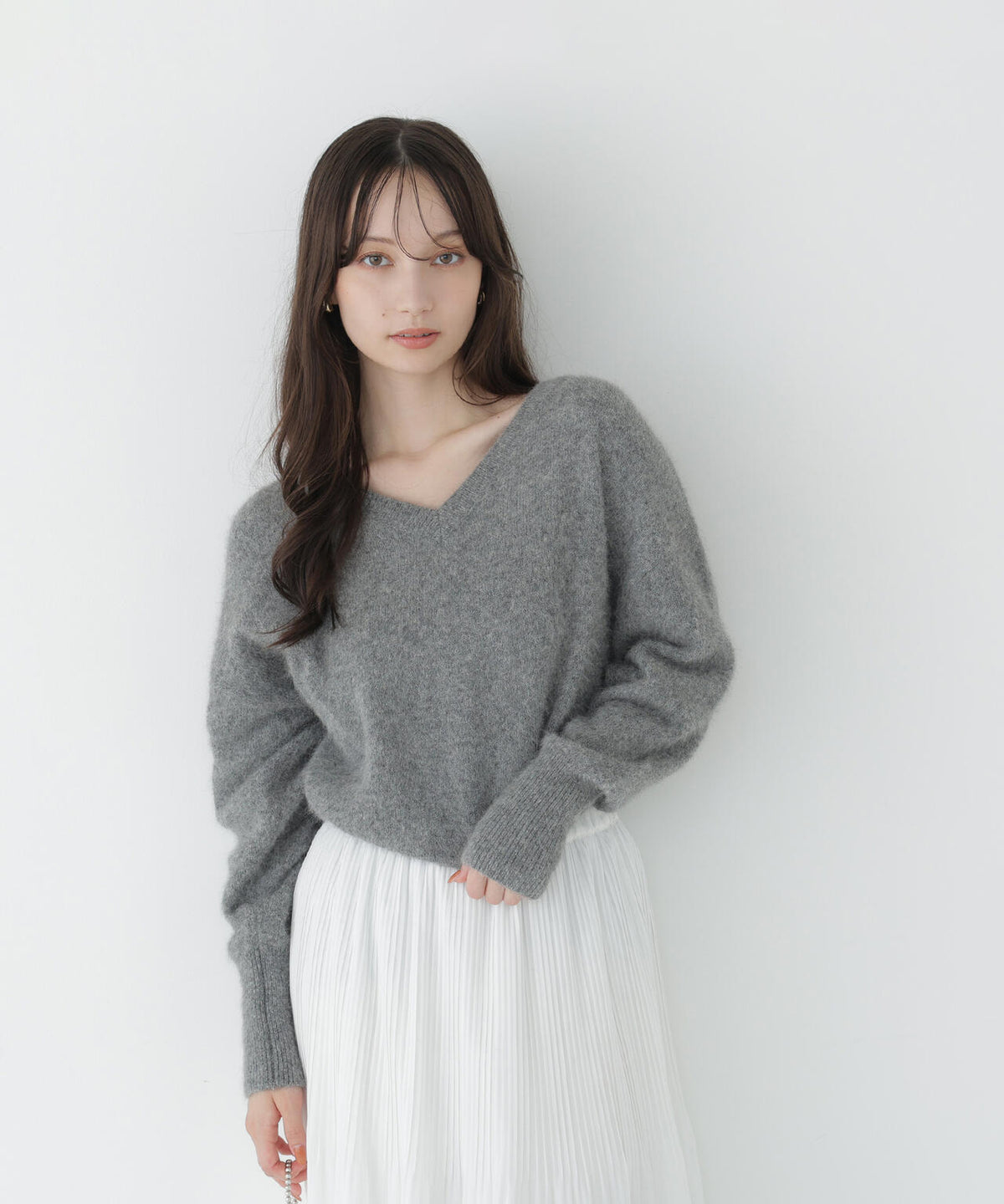 <WEB限定カラー:ピンク><ちょうど、いい服>柔らか、ほおずりフォックス混ニット