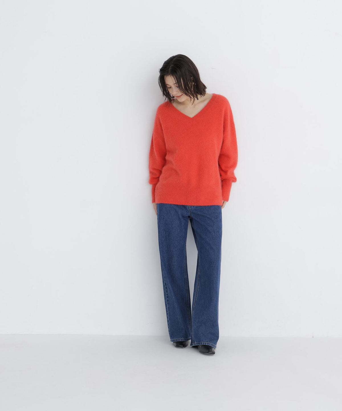 <WEB限定カラー:ピンク><ちょうど、いい服>柔らか、ほおずりフォックス混ニット