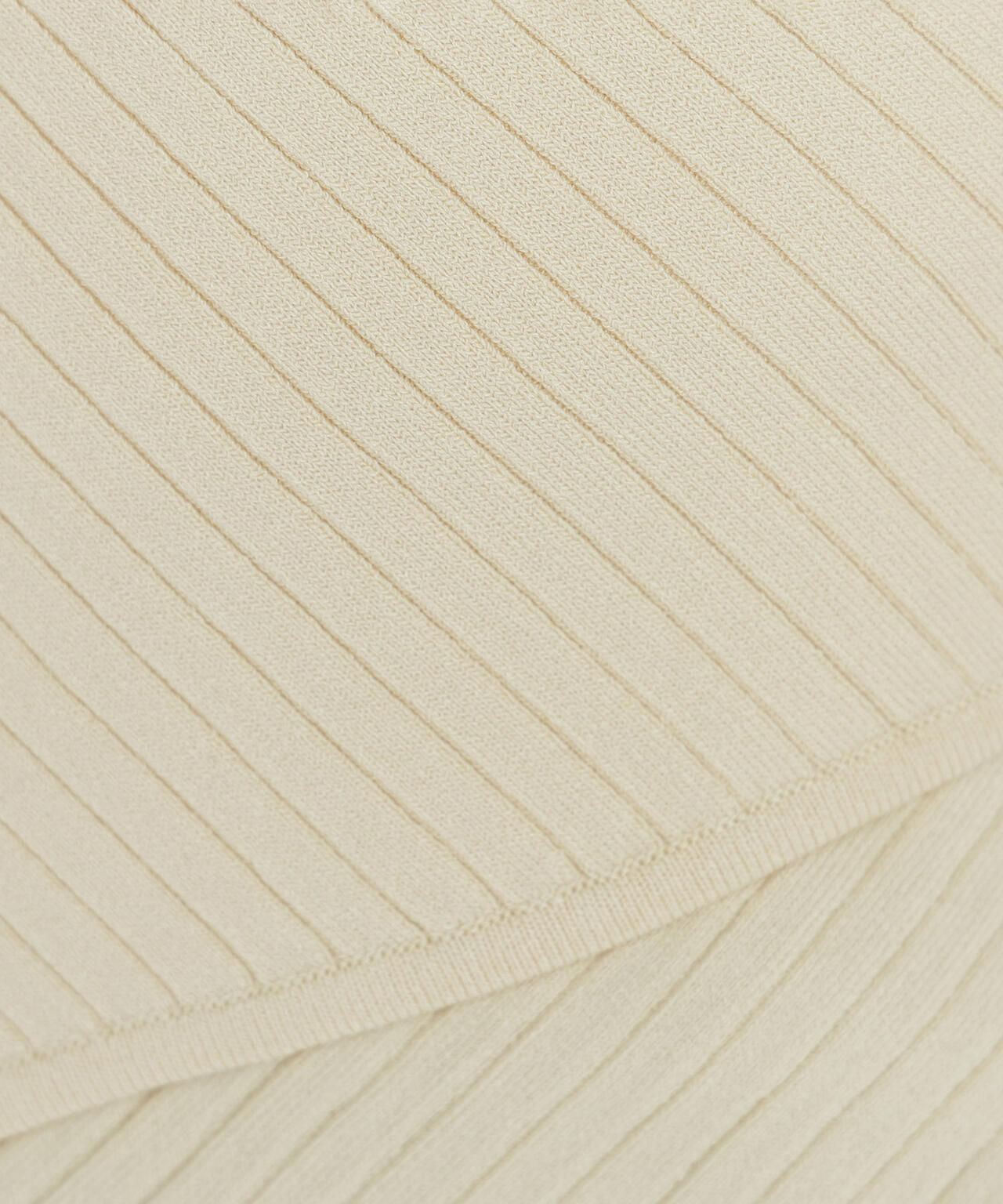 165.5cm 着用サイズ:FR