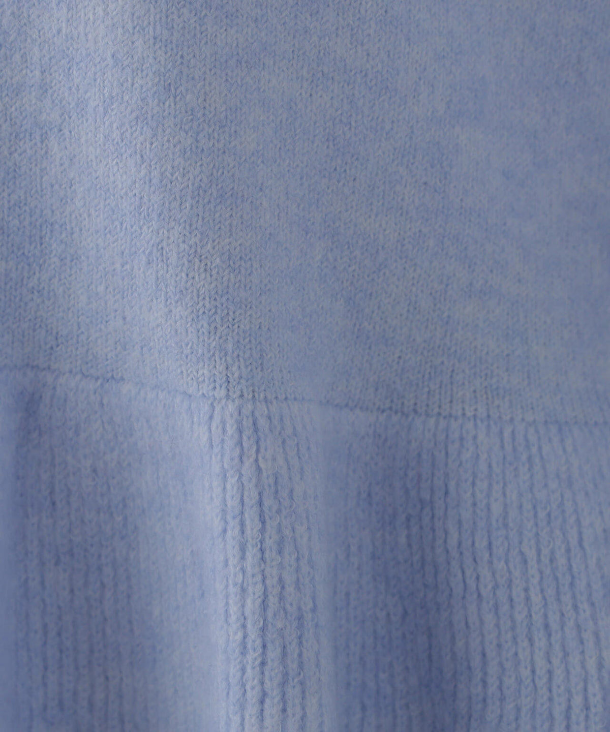 身長168cm B82 W59 H88 着用サイズ:FR
